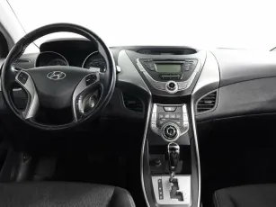 Hyundai  6