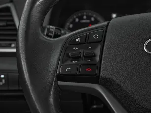 Hyundai  11
