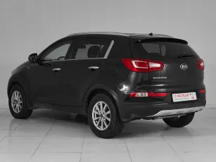 Kia  4