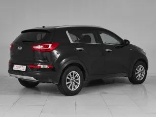 Kia  6