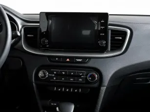 Kia  13