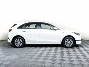 Kia  4