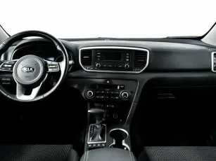 Kia  10