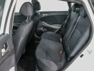 Hyundai  10