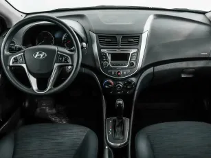 Hyundai  6