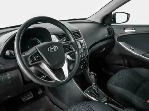Hyundai  7