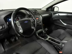 Ford  10