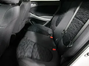 Hyundai  8