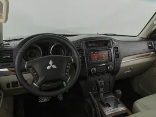 Mitsubishi  7