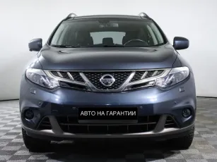 Nissan  2