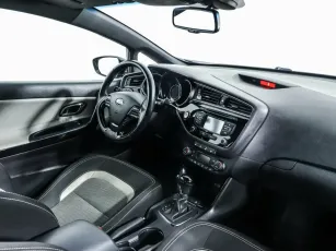 Kia  7