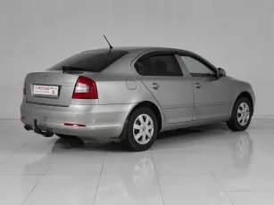Skoda  6