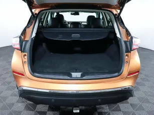 Nissan  22