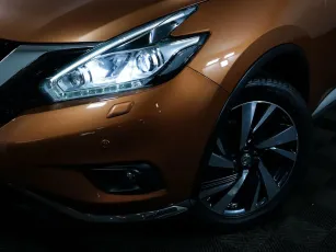 Nissan  8