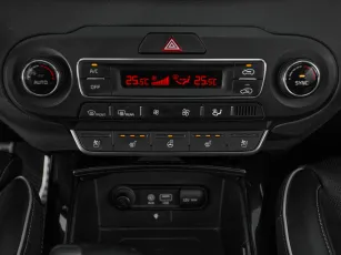 Kia  24