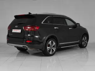 Kia  6