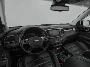 Kia  8
