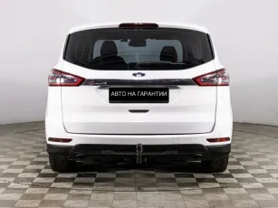 Ford  4