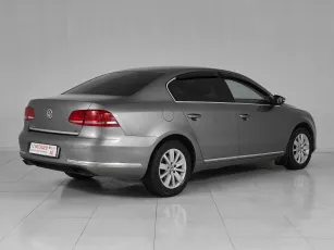 Volkswagen  6