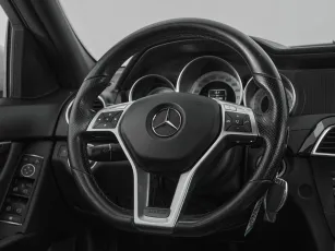 Mercedes-Benz  11
