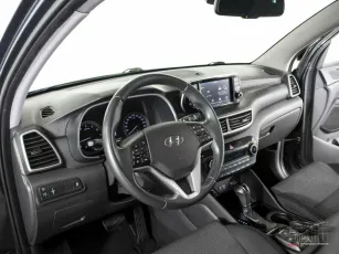 Hyundai  10