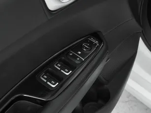 Kia  13