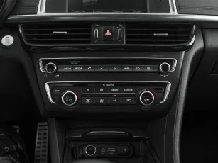 Kia  20