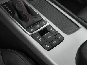 Kia  23