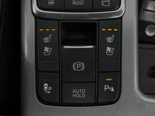 Kia  24
