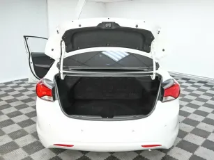 Hyundai  12