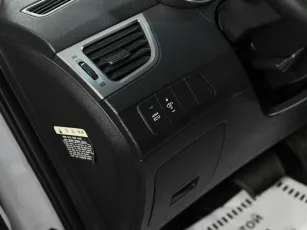 Hyundai  7
