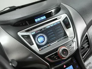 Hyundai  8