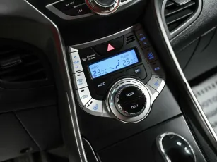 Hyundai  9