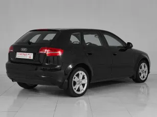 Audi  6