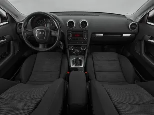 Audi  8
