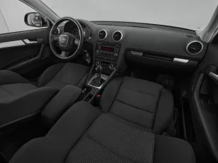 Audi  9