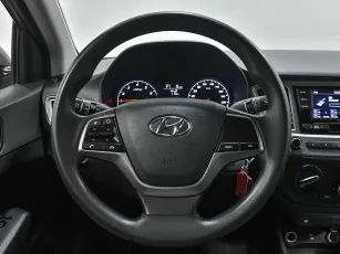 Hyundai  7