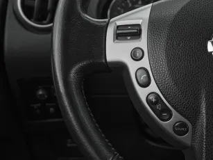 Nissan  11
