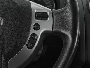 Nissan  12