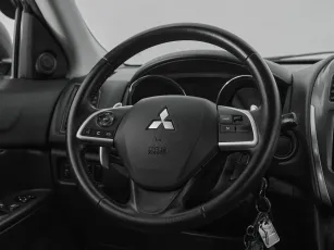 Mitsubishi  10