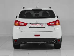 Mitsubishi  5