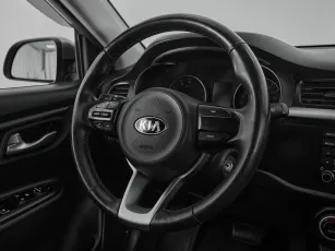 Kia  10