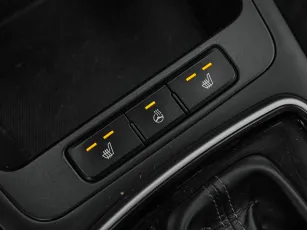 Kia  16