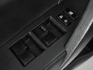 Toyota  11