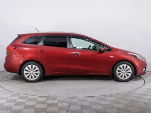 Kia  4