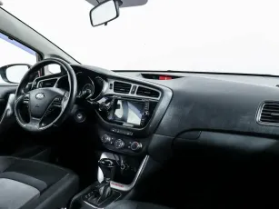 Kia  7