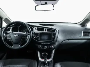 Kia  8