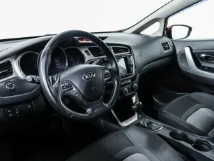 Kia  9