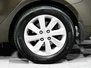 Kia  7