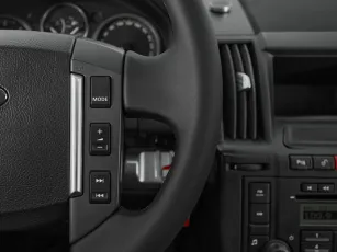 Land Rover  13